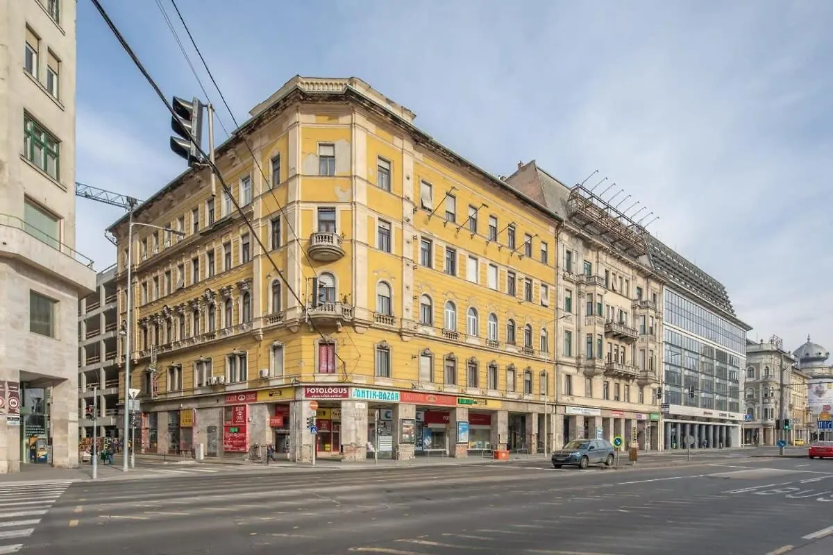 Apartment Full Comfort, 4 Bedrooms In The Heart Of The City Budapest Hungary