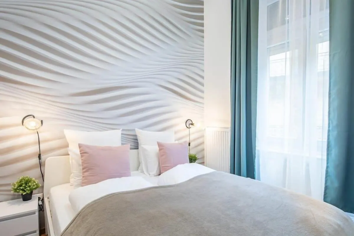 Full Comfort, 4 Bedrooms In The Heart Of The City Budapest Appartamento